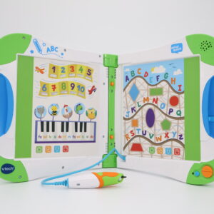 Magic book VTECH + trois livres